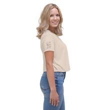 Load image into Gallery viewer, Crop Tee
